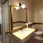Colosseum Hotel 3*