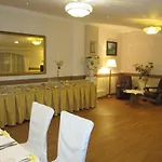 Colosseum Hotel